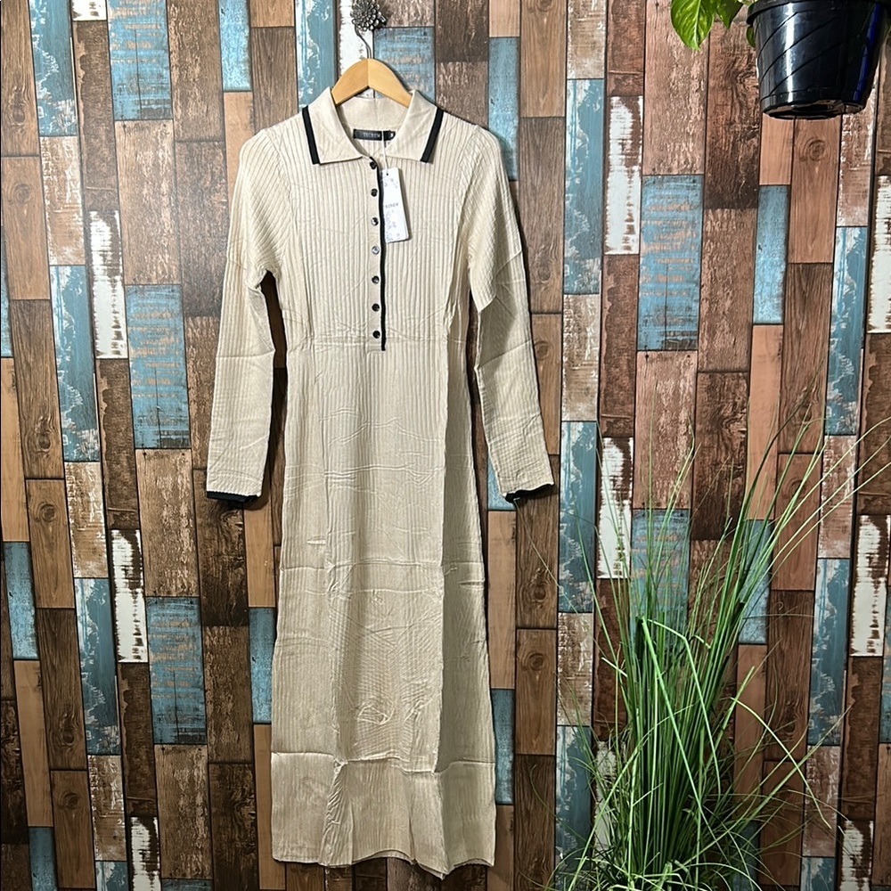 Cream and black ribbed stretchy trendy sweater dress
